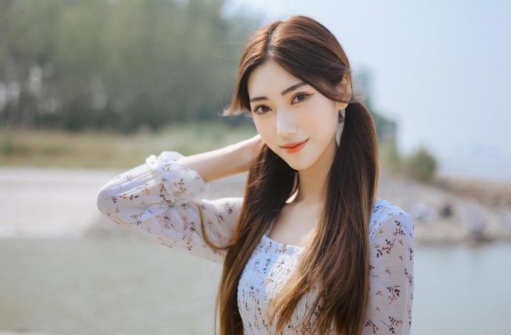 AI对网络热词的影响