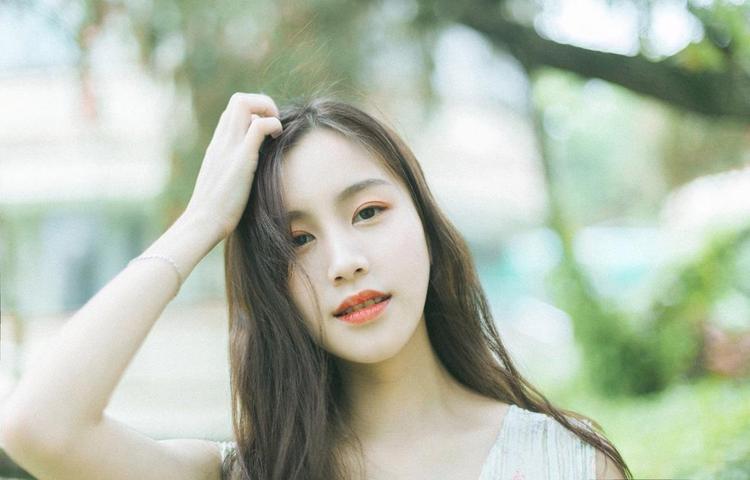 虚拟现实中的飞行浪漫